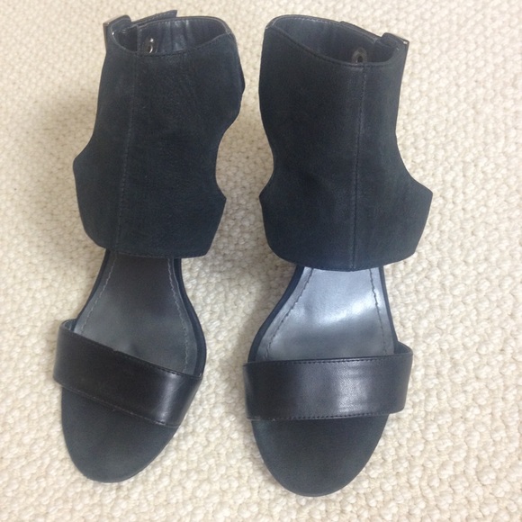 Nine West Sandals - Picture 2 of 4